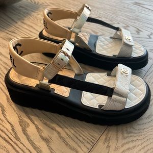 Chanel Size 9 (39) sandals
